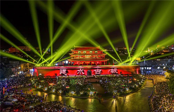 云南旅游 ，一起打卡建水這些紅色旅游路線“傳承紅色基因·弘揚(yáng)奮斗精神”！