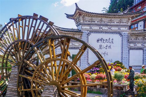 夜幕降臨，美在麗江古城