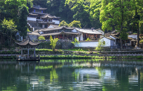 孩子幾歲參加戶(hù)外拓展夏令營(yíng)好?